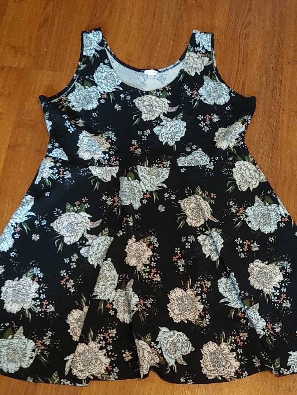 Warehouse One Black Floral Tank Top Dress with White Blooms Sz 2X